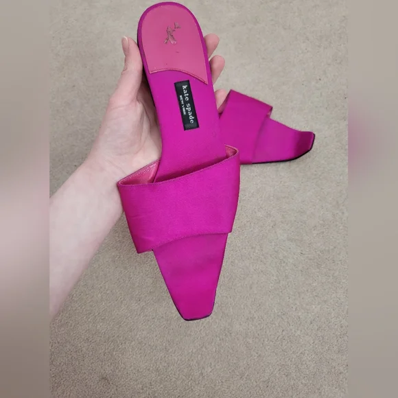 Kate Spade Fuchsia Slides - Picture 3 of 8